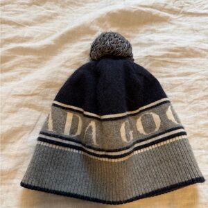 Canada Goose Men’s Pom Toque
